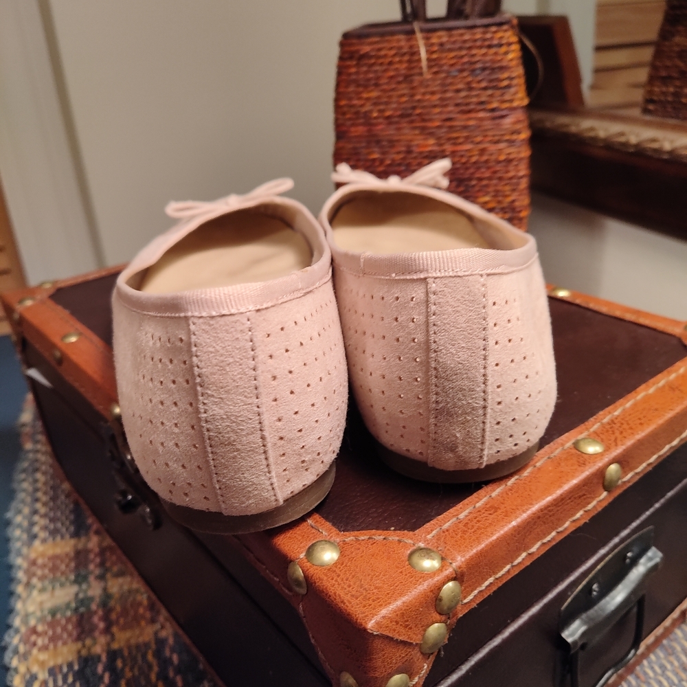 Pink faux suede ballet slippers - Picture 4 of 4